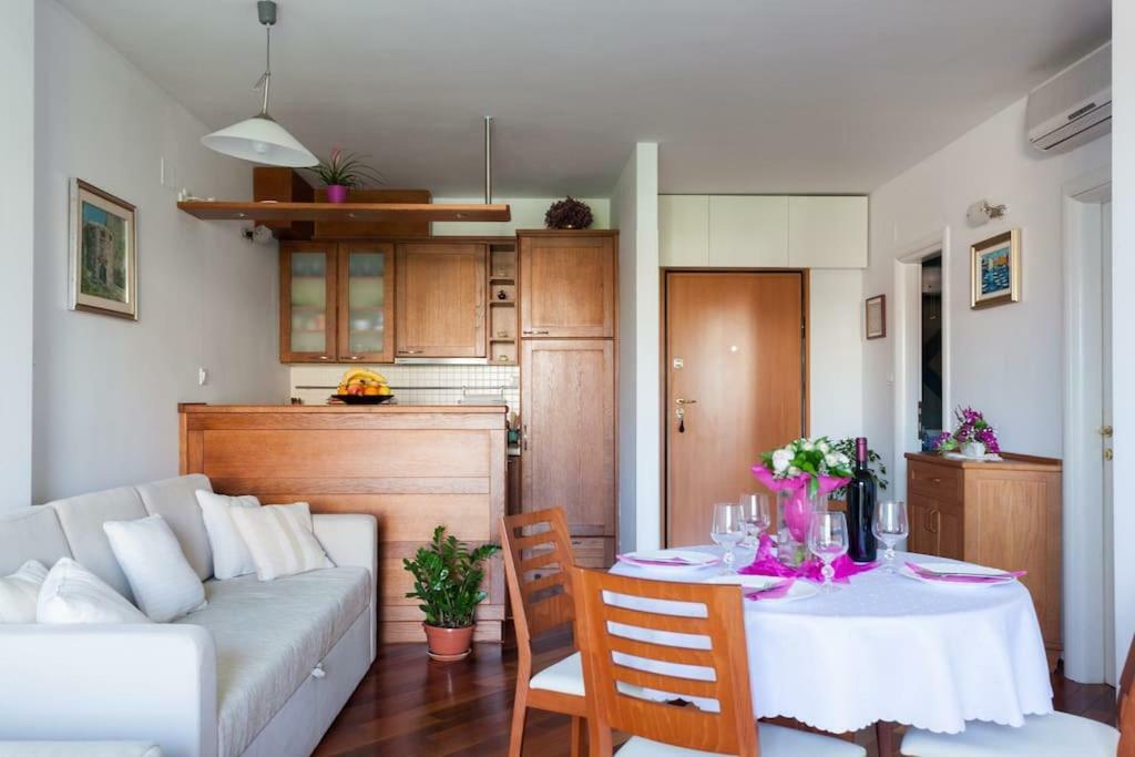 Apartment Maria - Free Garage Dubrovnik Buitenkant foto